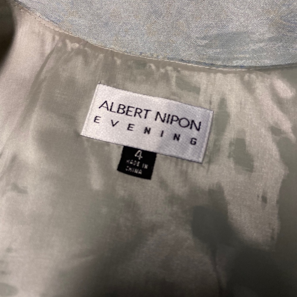 Worn Once. Vintage Albert Nipon 2pc Green . Hemme… - image 5